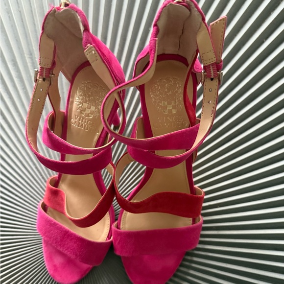 Heels -Open toe - Picture 2 of 6